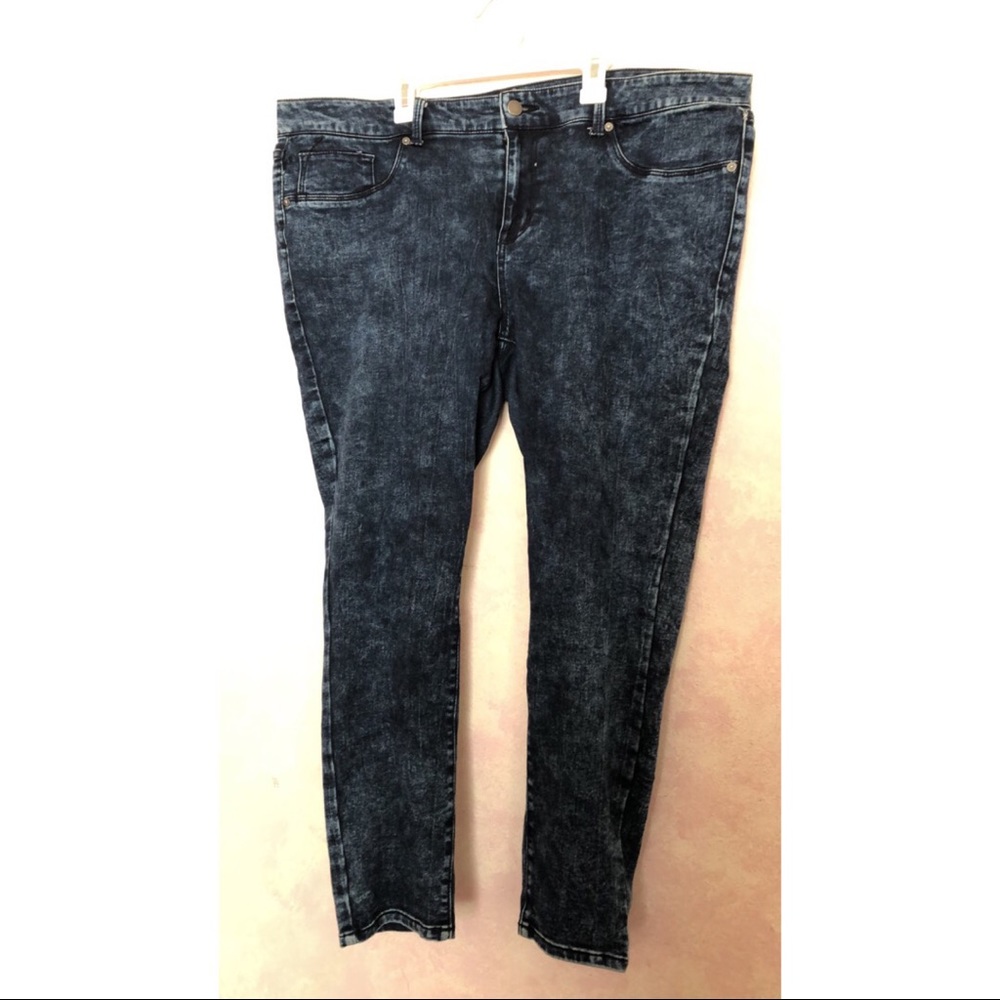 Mid-rise jegging denim